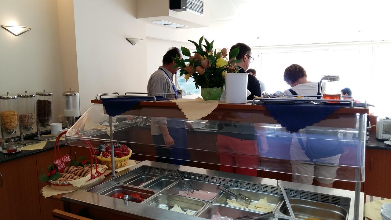 Hotel Tolo טולון