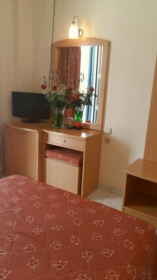 Hotel Hotel Tolo 3*