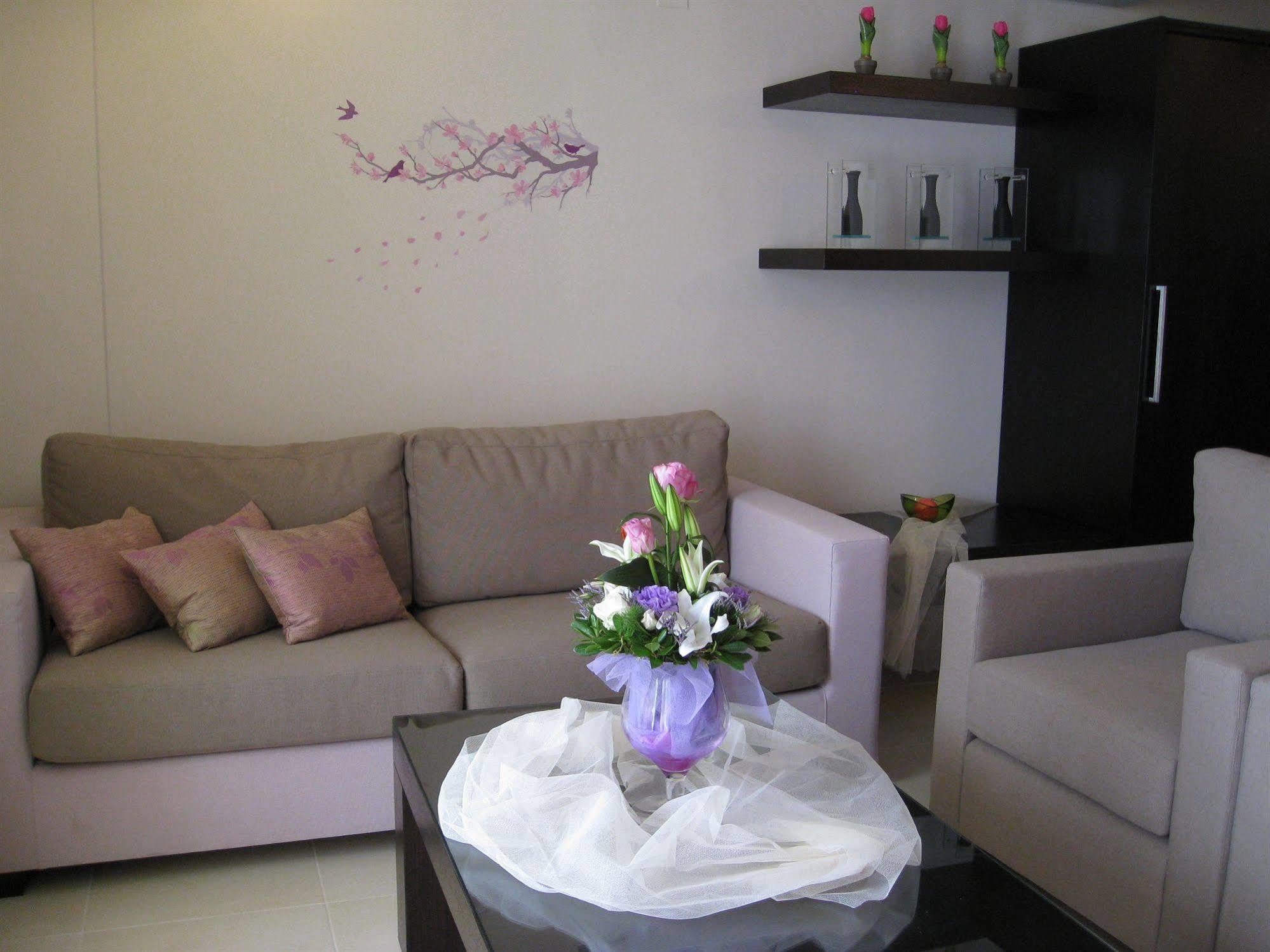 מלון Hotel Tolo 3*