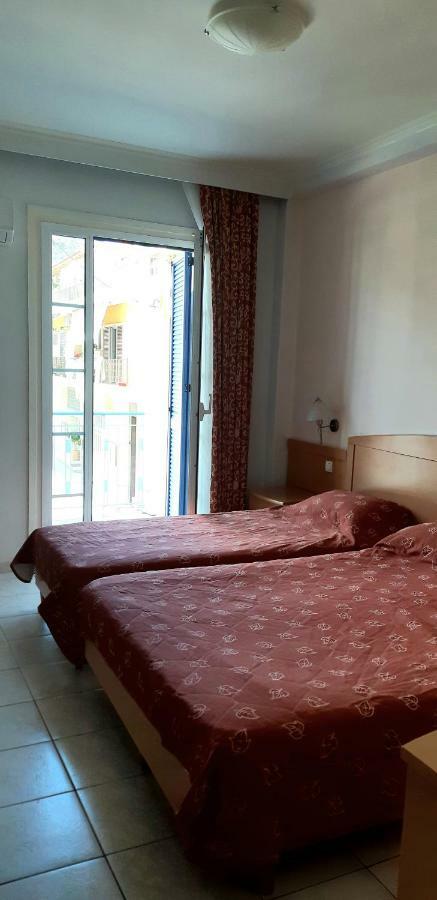 Hotel Tolo Tolón